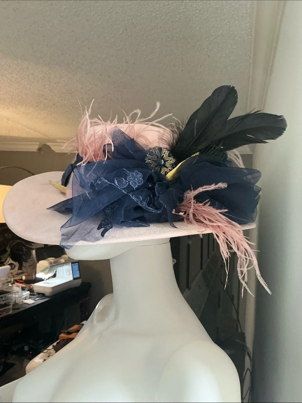 Current/Elliott Pink and Navy Feathered Wide-Brim Dress Hat
